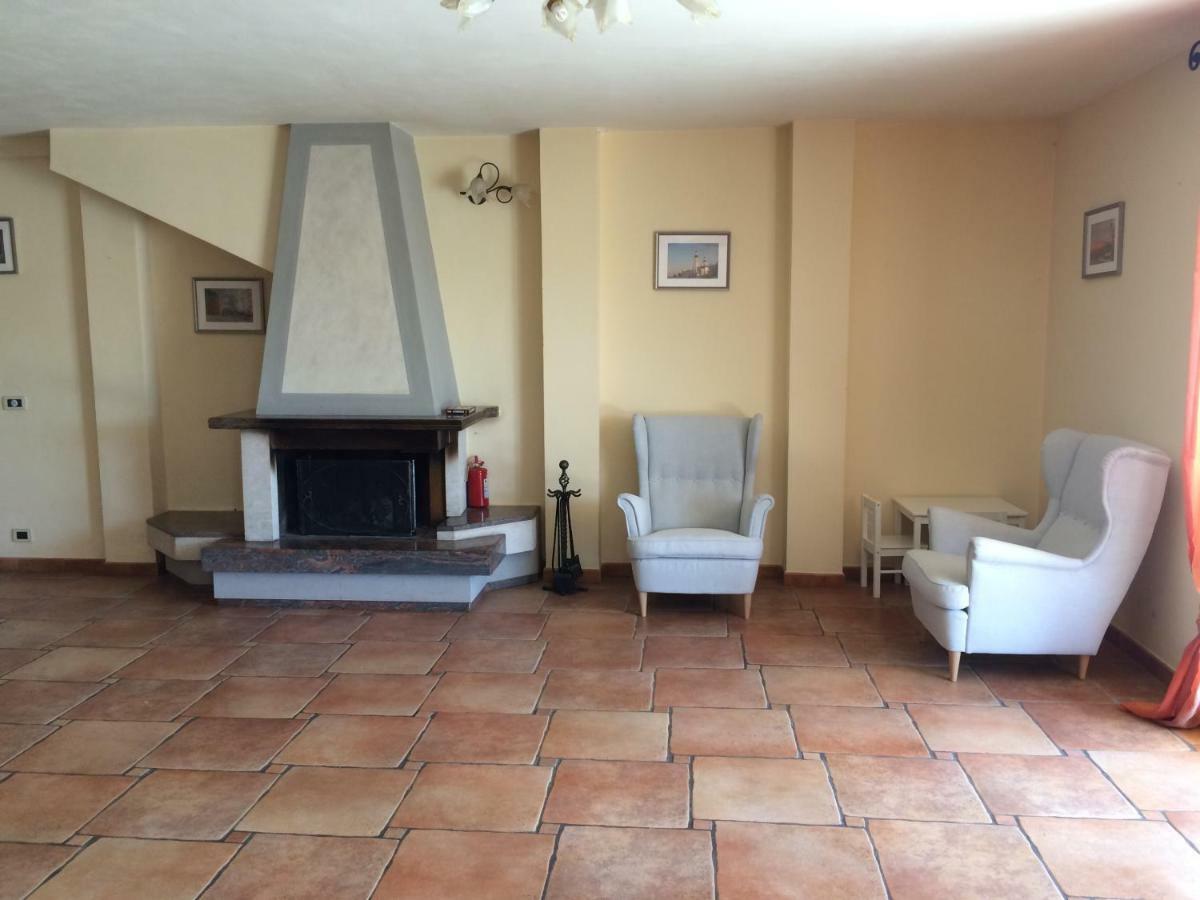 Villa Con Piscina A Imperia, Italy Luaran gambar