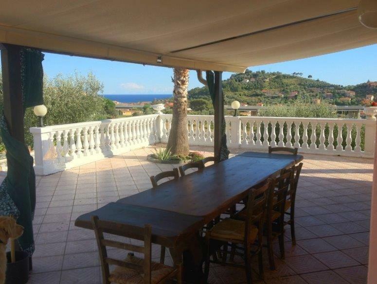 Villa Con Piscina A Imperia, Italy Luaran gambar