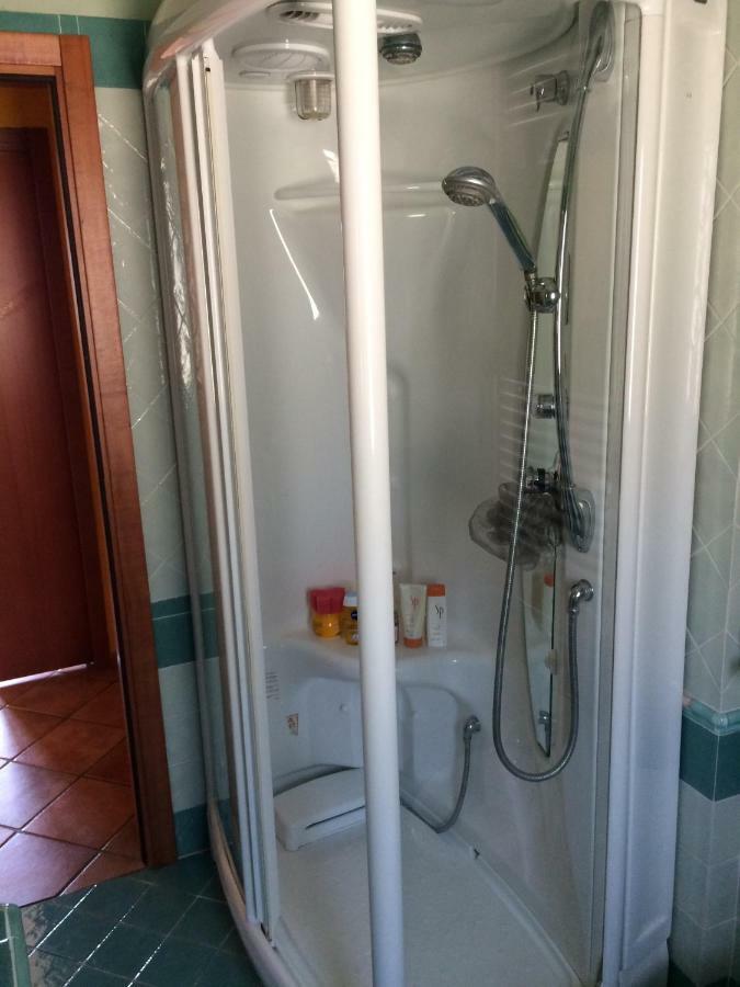 Villa Con Piscina A Imperia, Italy Luaran gambar