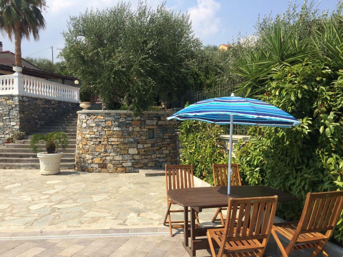 Villa Con Piscina A Imperia, Italy Luaran gambar